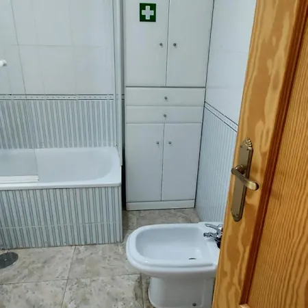 Casa De Laura En *